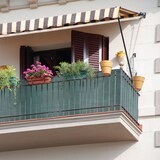 thumbnail of Relaxdays Zaunblende, Sichtschutz für Zaun & Balkongeländer, HDPE Gewebe, UV-stabilisiert, wetterfest, 1,5 x 10 m, grün