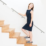 thumbnail of Relaxdays Handlauf, 304er Edelstahl, matt, rundes Treppengeländer, innen & außen, 200 cm, Ø 42 mm, mit Halterung, silber