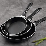 thumbnail of BERGNER - Set di 3 Padelle in Alluminio Pressato Ø16/Ø20/Ø24 cm Adatte per Induzione Navy Black con Set di 5 utensili da cucina in silicone e legno