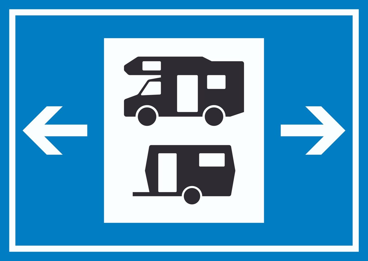 Wohnmobil- und Wohnwagenplatz links rechts Symbol Schild A6 (105x148mm)