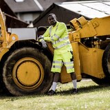 thumbnail of Nitras Motion Tex VIZ Warnschutz Arbeitshose | neongelb | Gr. 44 | kurze Hose