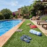 thumbnail of Arquiservi - Césped Piscina Ultra 40mm / Rollo 2 x25m (50m²) Alta Densidad, Resistente UV, Fácil Instalación para Jardín, Terraza y Piscina