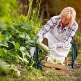 thumbnail of Relaxdays Kniebank, weiches Kniekissen, 2 Taschen, klappbar, Kniehilfe Gartenarbeit, bis 150 kg, HBT 50x60x27,5cm, grün