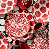 thumbnail of Set de Café de 4 Piezas: 2 Tazas de 75ml y 2 Platos de Color Sólido en Stoneware con Topos Rojos.