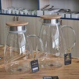 thumbnail of Wilmax Borosilikat Glas Krug mit Bambusdeckel, 1900ml