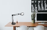 thumbnail of LED-Lampe mit Vergrößerungslupe X5 Ø95mm schwarz, Licht regulierbar in 3 Stufen, Schwenkarm 60cm, stabile Basis und Metallklemme.