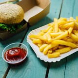 thumbnail of BIOZOYG 1000 Stück Einwegschalen 18 x 13 x 3 cm, weiß, Pappschalen, Kartonschiffchen für Fingerfood, Pommes, Snacks und Currywurst, nachhaltig