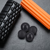 thumbnail of Relaxdays Massageball 4er Set, Igelball & glatter Lacrosse-Ball, Ø 6,5 & 6 cm, Selbstmassage, Faszienball hart, schwarz