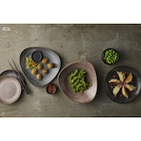 thumbnail of Piatto Fondo/Coppa Triangolare Stonecast Raw Marrone, Confezione da 12