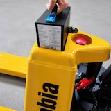 thumbnail of Transpaleta Litio 1500kg - 48V/10Ah - 550x1150mm