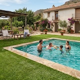 thumbnail of Arquiservi - Césped Piscina Ultra 40mm / Rollo 2 x25m (50m²) Alta Densidad, Resistente UV, Fácil Instalación para Jardín, Terraza y Piscina