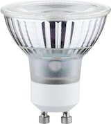 Eine GU10-Glühbirne mit klarem Glas und Metallbasis.