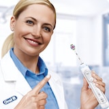 thumbnail of Oral-B 3D White 80339410 Elektrischer Zahnbürstenkopf 4 Stück(e) Weiß