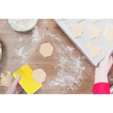 thumbnail of Einfache Teigkarte 24 Stück Teigschaber, Teigschaberkarte oder Teigbrotschneider zum Backen aus Kunststoff Schüsselschaber, Scraper zum Glattstreichen