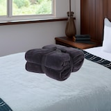 thumbnail of WellHome - Coperta in pile di corallo da 250 GSM, 100% poliestere, colore antracite