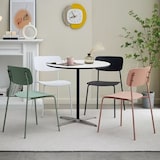 thumbnail of Lot de 4 chaises roses poudrées au design minimaliste en métal et résine