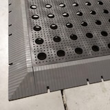 thumbnail of Pak 100 antislip MAXI afwateringstegels grijs (ca. 11m²) Extra versterkt: garages, auto's, motoren, hotels, industrie, enz