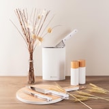 thumbnail of BERGNER - Batería de cocina 10 pcs Aluminio fundido y Antiadherente con Mango extraíble con Tabla de Corte Redonda 38x28x1,5cm en Madera de Haya