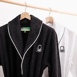 thumbnail of Benetton - Albornoz M/L 100% Algodón 360GSM en color Blanco y Bordado en Negro - BLACK & WHITE