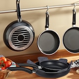 thumbnail of Relaxdays Pfannenschoner, 8er Set Pfannentrenner, 38 x 30 cm, Filz Pfannenschutz, Stapelschutz für Pfannen & Töpfe, grau