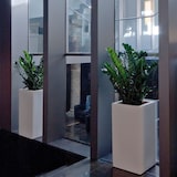 thumbnail of WellHome - "Huesca Collection" Blumentopf 35x80cm Weiß