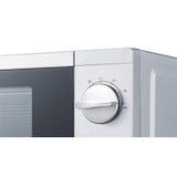 thumbnail of PKM Mikrowelle MW700-17 UB2 - 700 Watt Unterbau, Freistehend 17 Liter