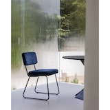 thumbnail of Juego de 2 sillas de diseño MATYS en pana azul.