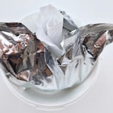 thumbnail of Medical Desinfektionstücher im Spendereimer, 120 Tücher., alkoholfrei, sofort einsatzbereite Tücher, ideal zur schnellen Flächendesinfektion