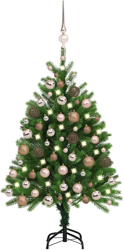 Ein geschmückter Weihnachtsbaum mit Lichtern und Kugeln.