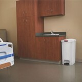 thumbnail of Rubbermaid Slim Jim Pedaleimer Schmalseite 50  Liter beige