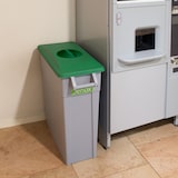 thumbnail of Zeus Abfallbehälter geschlossen 65 Liter. Farbe Schwarz.