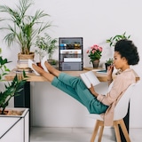 thumbnail of Relaxdays Zeitschriftenhalter Metall, 4 Fächer, Dokumentenablage Büro, HBT: 43x33x18 cm, Magazinhalter, Briefe, schwarz