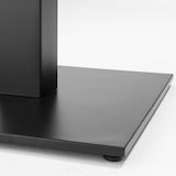 thumbnail of Mesa de comedor de 70 x 70 cm con bordes rectos de roble