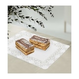 thumbnail of MONOUSO - Centrino di Carta Traforato Bianco 20x30cm (2.000 Pezzi)