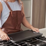 thumbnail of Victoria Plancha Cocina Hierro Fundido Esmaltado Inducción, Parrilla Reversible 47X25cm, Fuego Barbacoa, VIC-31770, Negro