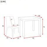 thumbnail of Conjunto de 4 sillas con mesa cuadrada de ratán marrón.
