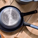 thumbnail of BERGNER - Set di 2 Padelle Ø20/26 cm in Alluminio Pressato Adatto a Induzione con Set di 3 Coltelli in Acciaio Inox con Supporto Magnetico da Parete