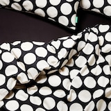 thumbnail of Benetton - 3-teiliges Einzelbett-Set (Bettbezug 155 x 200 cm, Spannbettlaken 90 x 200 cm und Kissenbezug 50 x 80 cm) 100 % schwarze Baumwolle