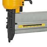 thumbnail of Agrafeuse et Cloueuse pneumatique Filetage 1/4" Pression max 8.3 bar Agrafes : 16 - 40 mm Clous : 15 - 50 mm VITO
