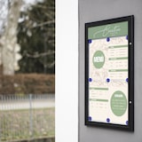 thumbnail of Danieli Store | Tablón de anuncios con cerradura | Tablones magnéticos de aluminio para exteriores con puerta abatible, acabado en negro (4xA4)