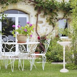 thumbnail of Relaxdays Vogeltränke Gusseisen, Vogelbad mit Ständer, Wildvogeltränke für Garten, antikes Design, 74,5 cm hoch, weiß