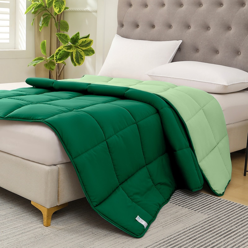 Steppbett Wende-Design ca. 135x200 cm – dunkelgrün & grün – bunte ...