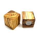 thumbnail of 2er Set Salz- und Pfefferstreuer WÜRFEL aus Olivenholz