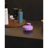 thumbnail of Intirilife Kopfhaut Massagebürste aus Silikon für Nass und Trocken in Lila - 8 x 7 cm Kopfmassage Kopfhautbürste