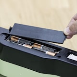 thumbnail of SWAN Retro Mülleimer mit Automatisch öffnender Sensor, Metall, 45 L, Vintage-Design, SWKA4500GN, Grün