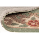 thumbnail of Traditioneller Wollteppich `Beauly` mit Handgeschnitzten Details. Farbe: Grün-Beige, 75x150 cm | Kadima Design