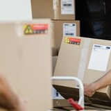 thumbnail of Lot de 50 étiquettes FRAGILE  4x10 cm