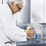 thumbnail of Relaxdays Desinfektionsspender, 2er Set, 1000 ml, Eurospender für Desinfektionsmittel & Seife, Wandmontage, silber/weiß