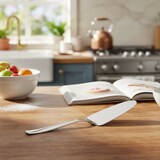 thumbnail of Pelle à tarte 25.5 cm Vesca