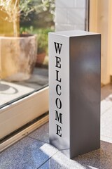 thumbnail of Gartenfreude Säule, Welcome, 16 x 16 x 50 cm, grau